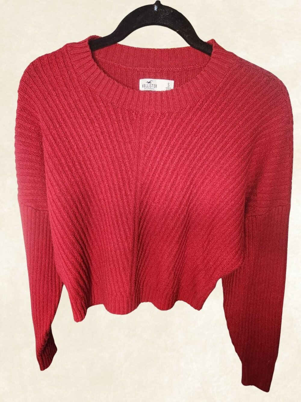 Hollister Red Ribbed Knit Cropped Crewneck Sweater Size S